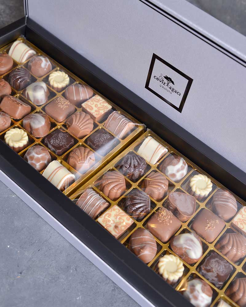 48'li Special Çikolata Lambalı Kutu (720 gr)  1