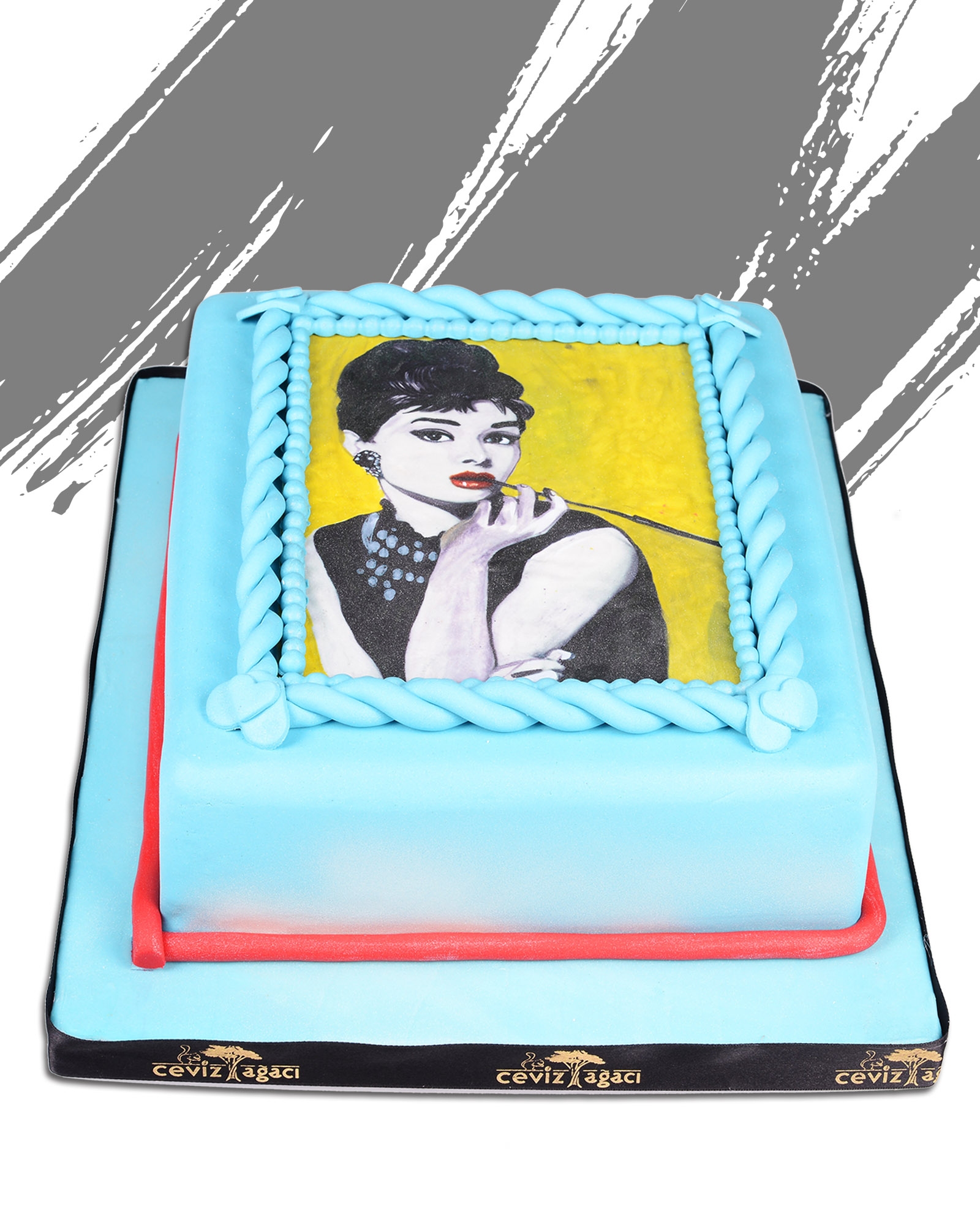 Audrey Hepburn Portre Doğum Günü Pastası