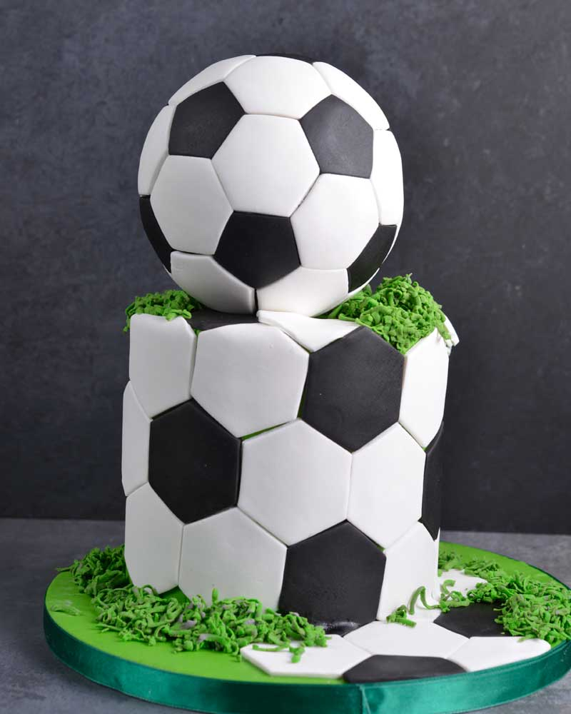 Futbol Topu Doğum Günü Pastası  1