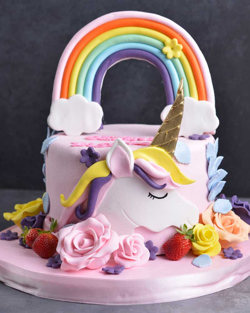 Gökkuşağı Unicorn Doğum Günü Pastası  1