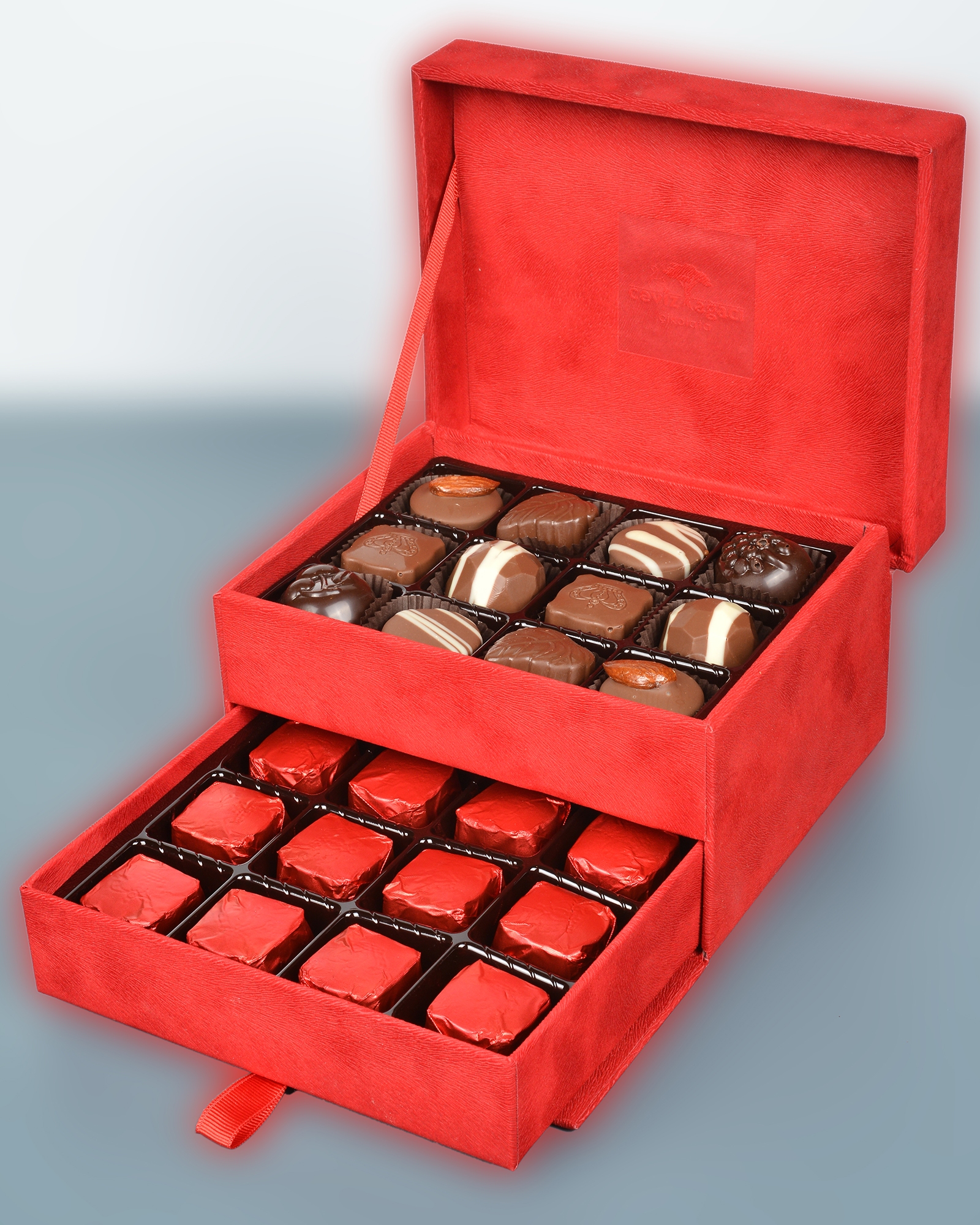 King Special Küçük Kırmızı Çikolata Kutusu  1