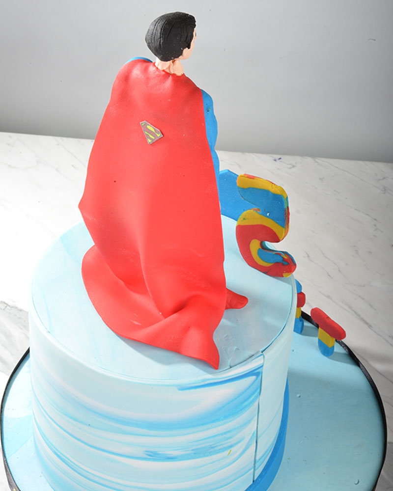 Superman Pastası  2
