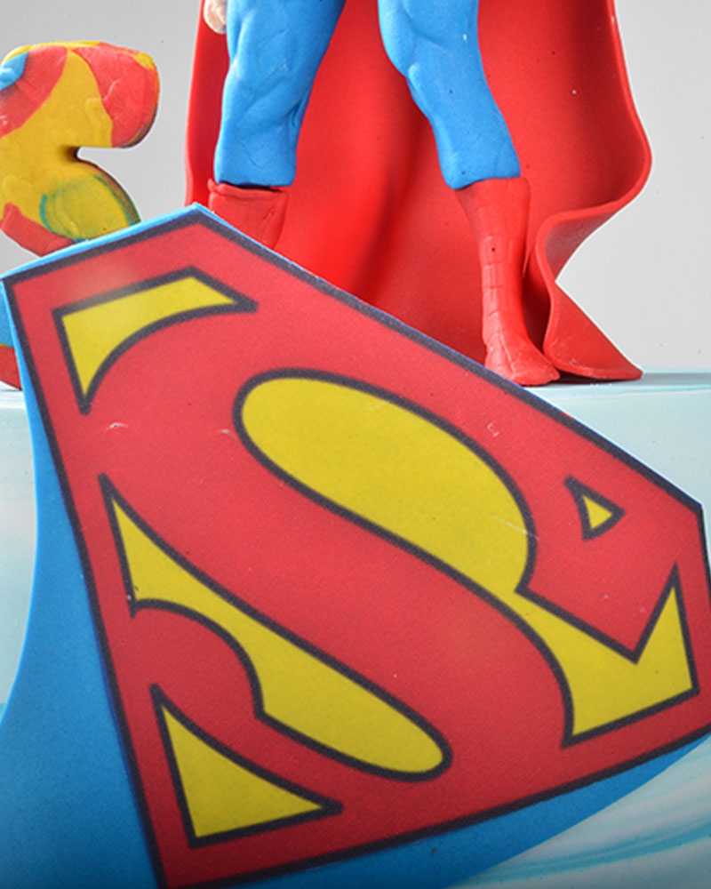 Superman Pastası  3