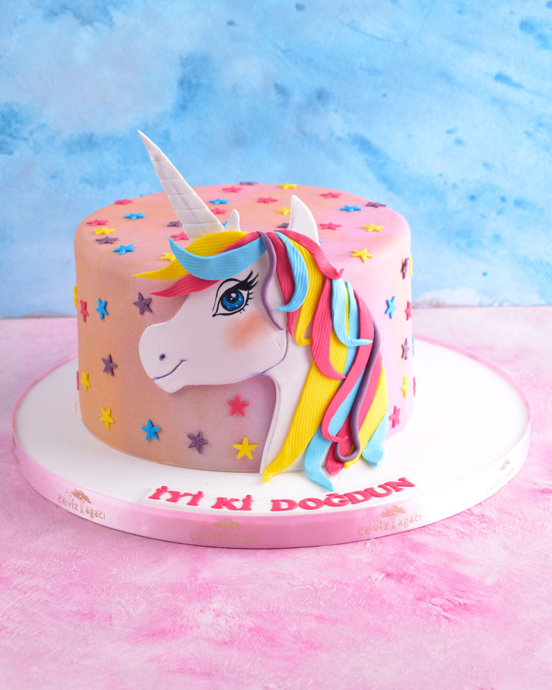 Unicorn Doğum Günü Pastası