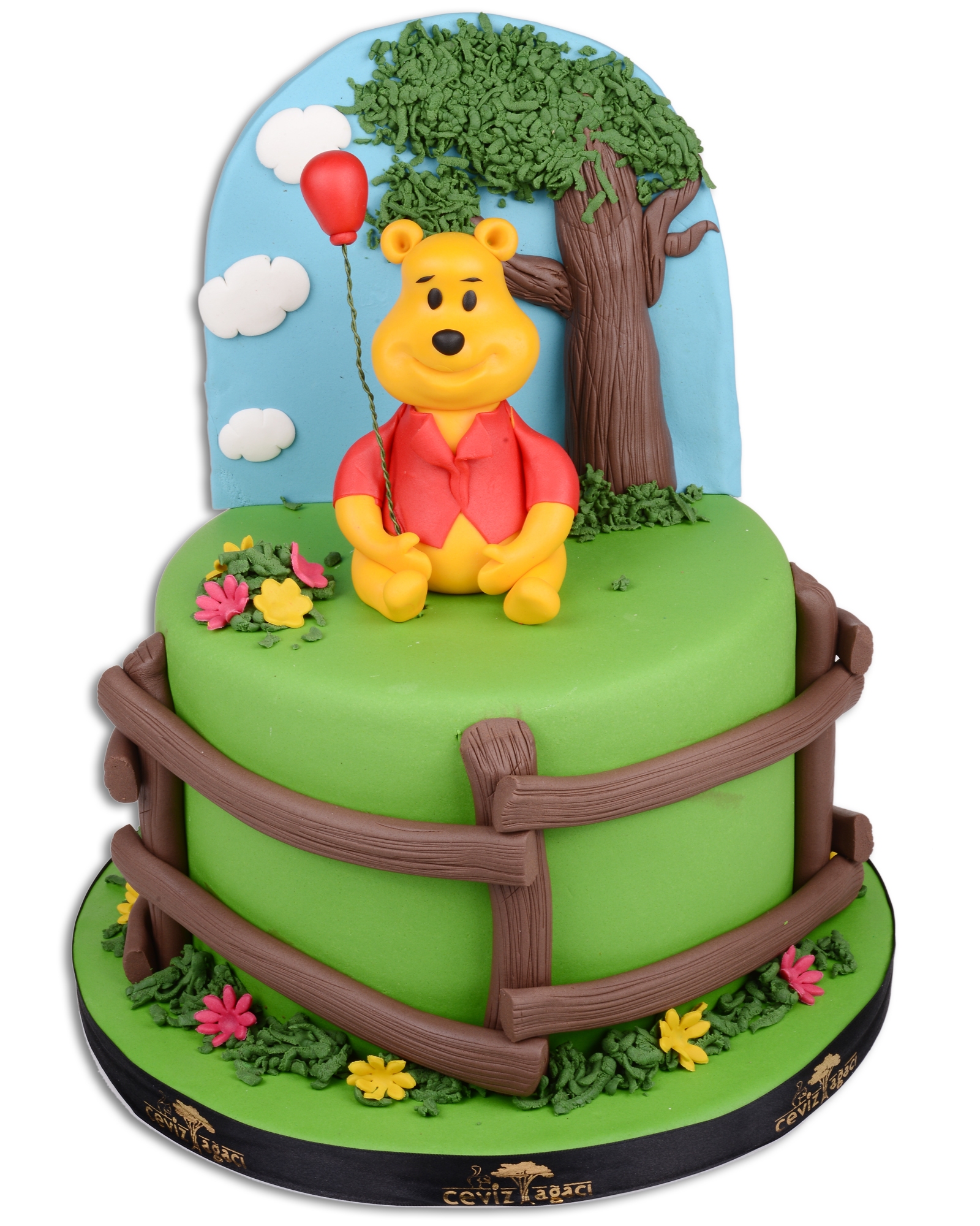 Winnie The Pooh Doğum Günü Pastası