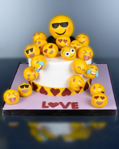 Emoji Doğum Günü Pastası