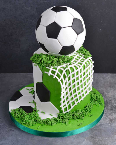 Futbol Topu Doğum Günü Pastası