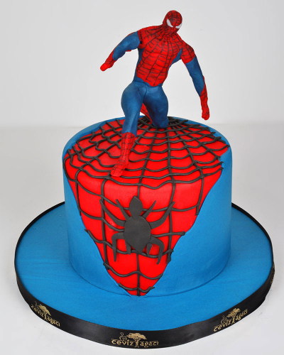 Örümcek Adam Doğum Günü Pastası