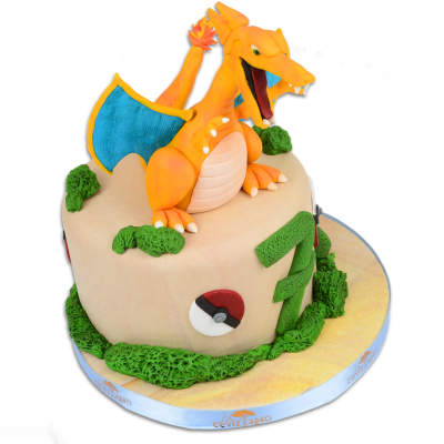 Pokemon Go Charizard Doğum Günü Pastası