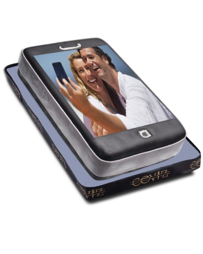 Siyah iPhone Selfie Resimli Doğum Günü Pastası