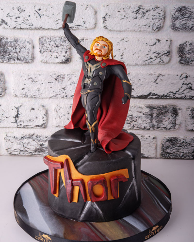 Thor Doğum Günü Pastası