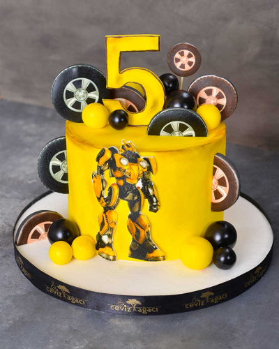 Transformers Bumblebee Doğum Günü Pastası