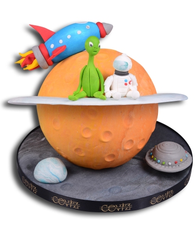 Uzay Doğum Günü Pastası